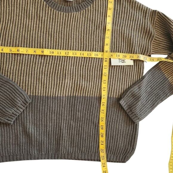 Max Studio Colorblock Crewneck Sweater Large NWT - Picture 7 of 9
